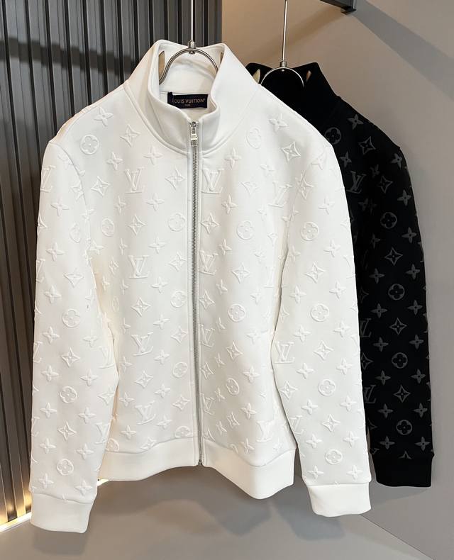 Louis Vuitton*On 2025 Autumn/Winter New Light Luxury Unisex Jacket. A new high-e