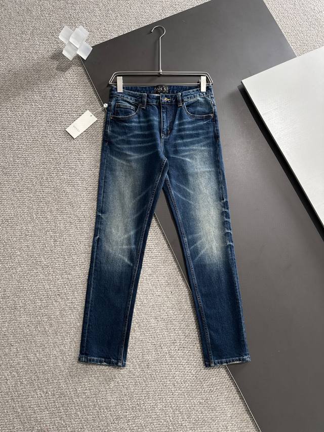2025 Hot Selling Item Gucci Sizes: 29-38 Description: High-end jeans, top-notch