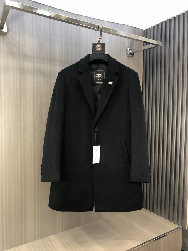 Dior. 2025 Autumn/Winter New Men's Wool Kenshton Coat, made of sheep's wool, wit