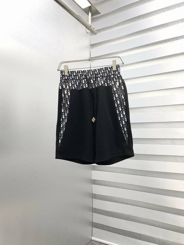 Di 2025 Summer New Men's Casual Shorts. Made with premium custom-made breathable