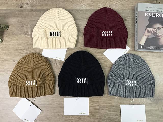 9442##Miu Miu Classic Straight-Brim Knit Hat Casual Wool Hat Unisex Versatile Ha