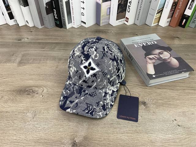 9930##Lv Washed Distressed Baseball Cap, Soft Top, Unisex, Versatile Casual Hat#