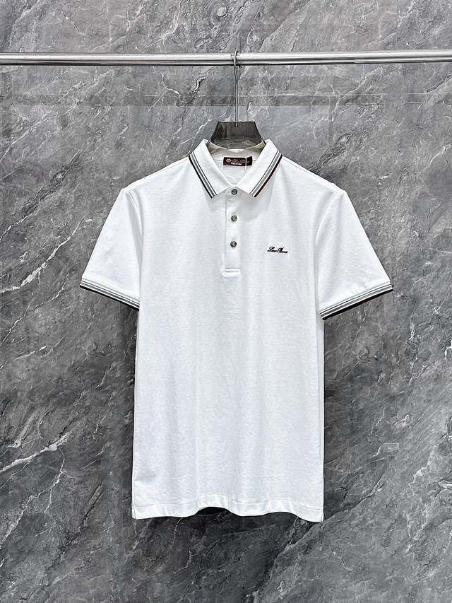 A must-have for high-end business professionals from Burberry! This casual busin