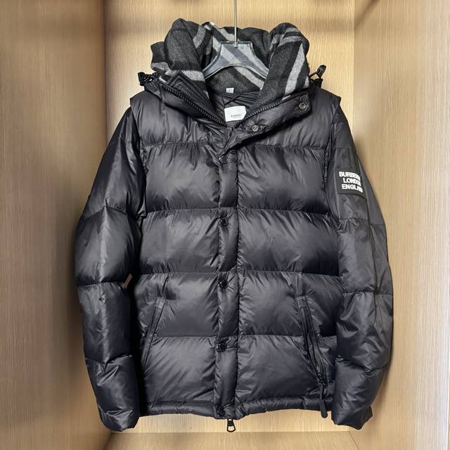 Style No.: B40 Burberry Detachable Sleeve Down Jacket Details 1:1 Burberry Autu
