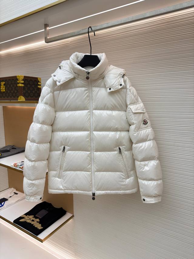 Moncler Glossy Mayan Down Jacket Original Version: Purchased for 9999 (original