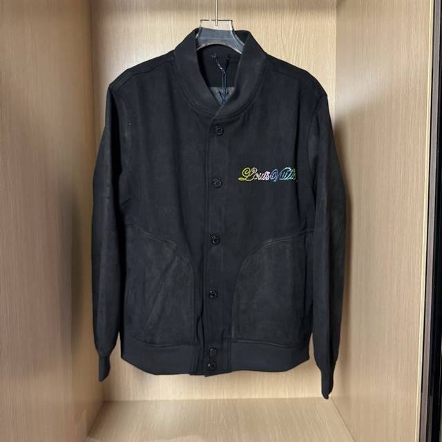 Style No.: T39 Lv Louis Vuitton Suede Patchwork Twill Cotton Rhinestone Embroid