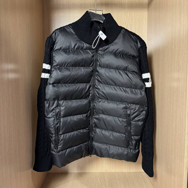 Style No.: T33 Moncler Winter New Stand Collar Wool Knitted Down Jacket, Comple