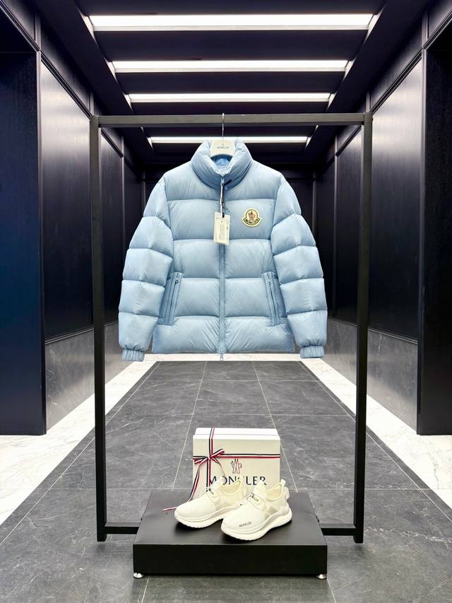 Top-tier Moncler Citala Short Men's Down Jacket. Looking around, no other versio