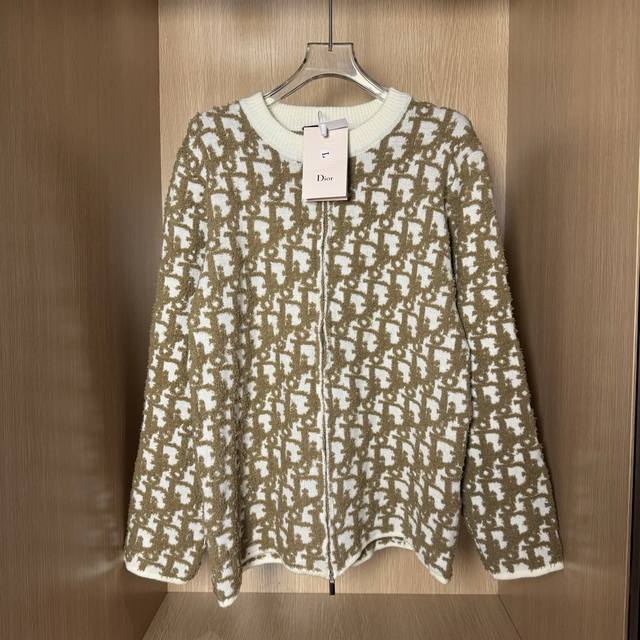 Style No.: T23 Dior Oblique Jacquard Sweater Coat Made of custom-woven cotton-l