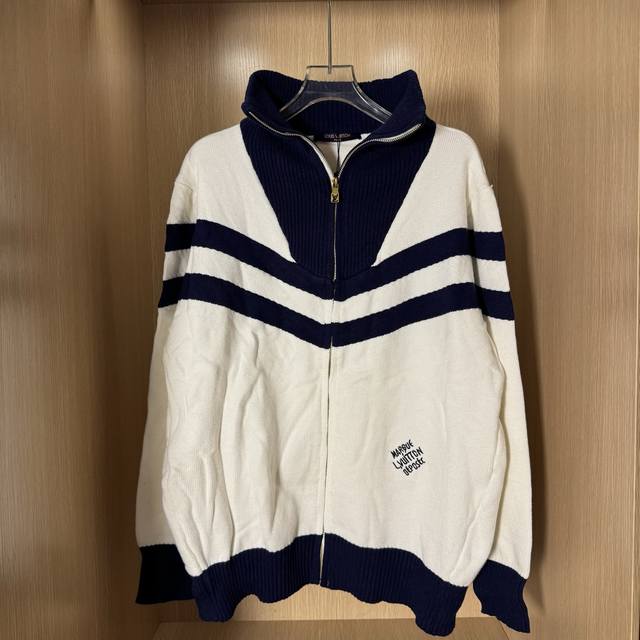 Style No. T14 Lv Louis Color Block College Line Embroidered Knit Cardigan The y