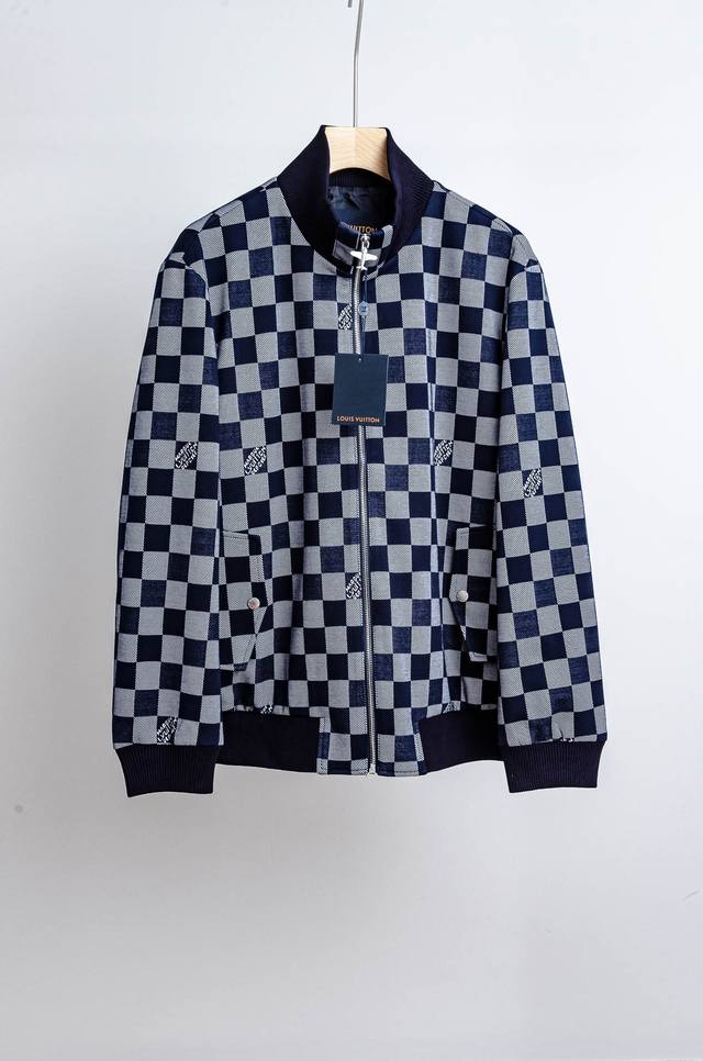 25Fw Monogram Letter Fashion Jacket, with its unique blend of retro charm and mo