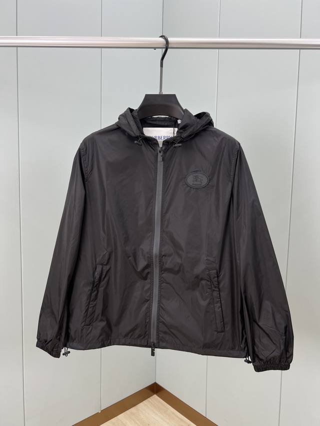 Burberry 2025 Early Autumn New Arrival Lightweight Nylon Hooded Trench Coat with