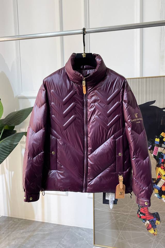 High-quality version! New winter 2025 down jacket, high-quality design, a must-