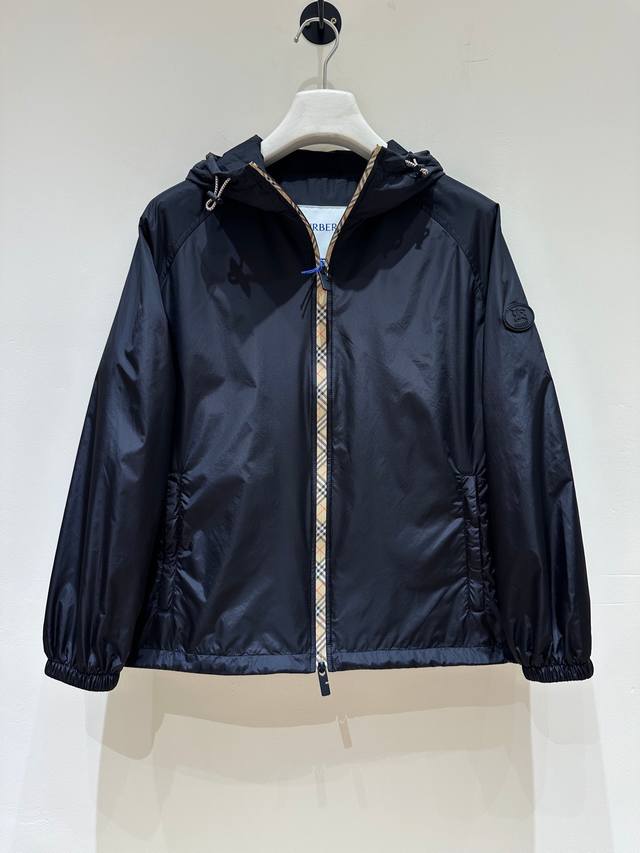 New Arrival p Burberry Equestrian Horse Logo Lightweight Quilted Nylon Jacket A