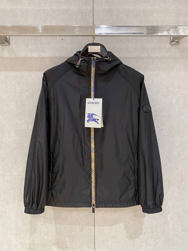 Burberry, 2025 New Arrival Jacket, stylish and chic, simple and versatile, embr