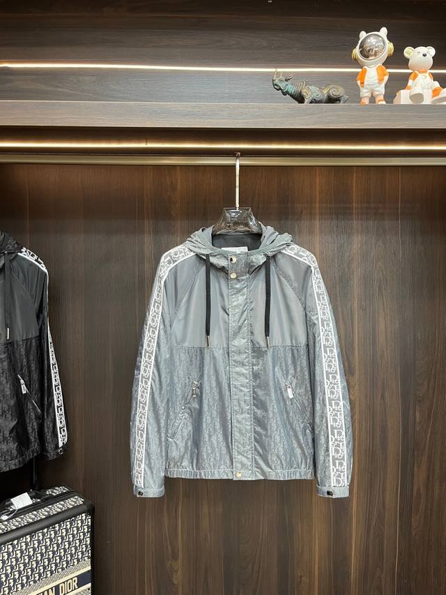 Top-tier factory, original quality, absolutely top-notch, outshines everything e