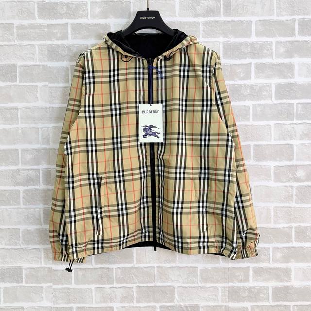 High-quality Burberry 2025 Spring/Suite new check double-faced nylon hooded jac