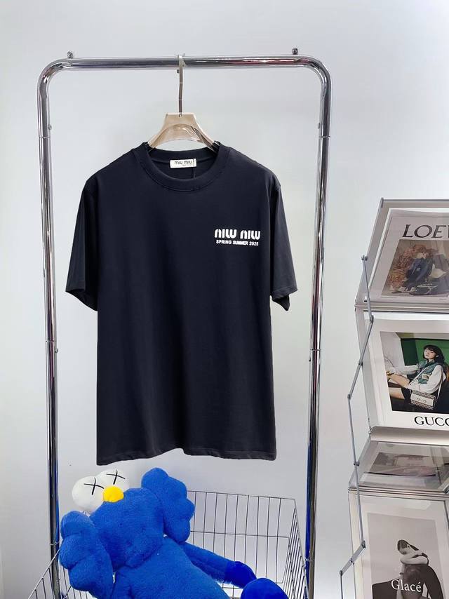 Miu Miu, all tags included. Newest 2025 Summer Short-Sleeve T-Shirt, available i
