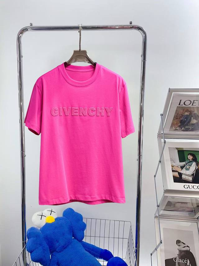 Givenchy, all three tags complete. Newest 2025 Summer style short-sleeved T-shi