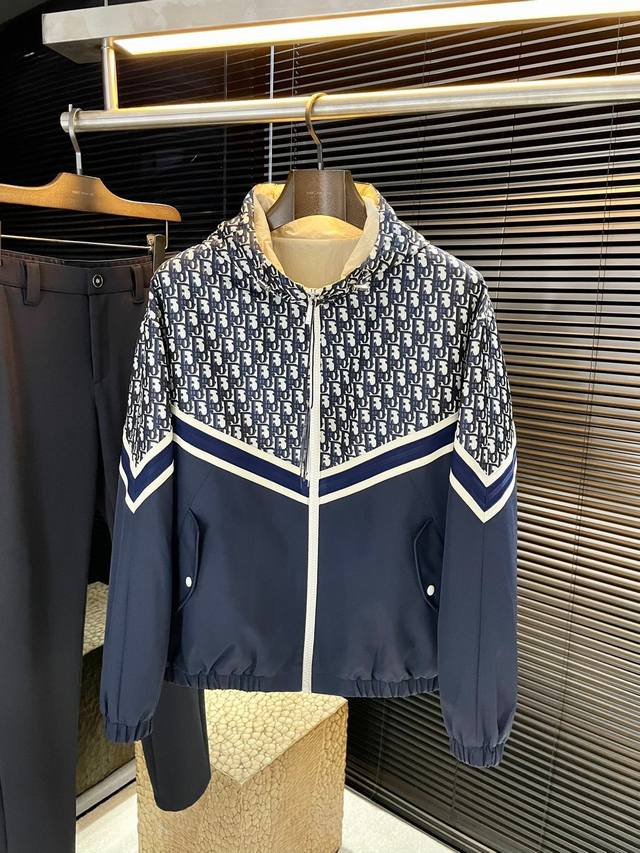 Dio - A highly recommended Dior product! This simple and stylish jacket is avail