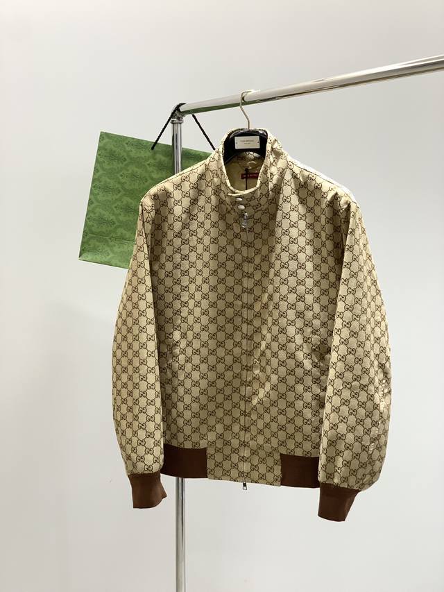 Gucci, 2025 Fall New Arrival, available in boutiques, original factory overrun,