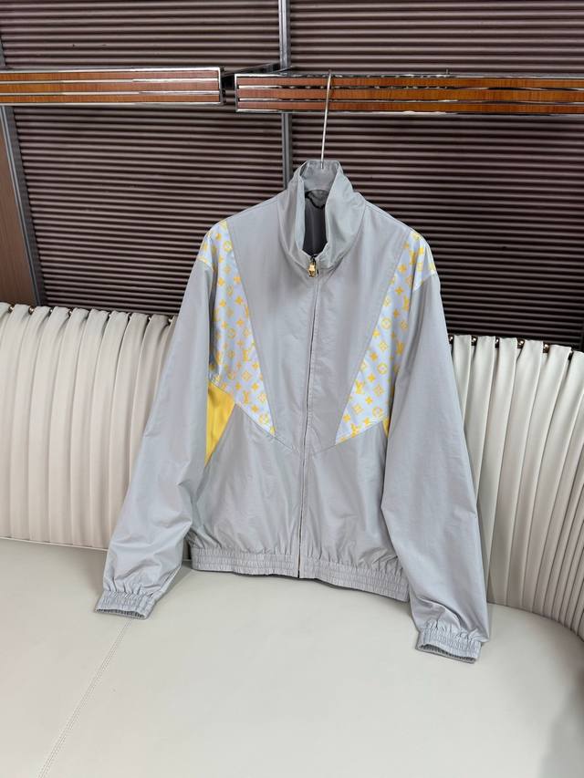 Original Custom Louis Vuitton 2025 Spring/Autumn New Monogram Glow Men's The ove