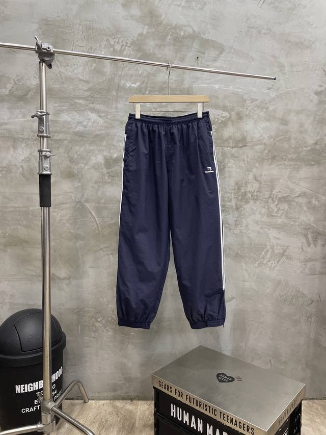 Style No. #S595 Balenciaga Blcg 25Ss Runway Style Double Hook Embroidery Indigo