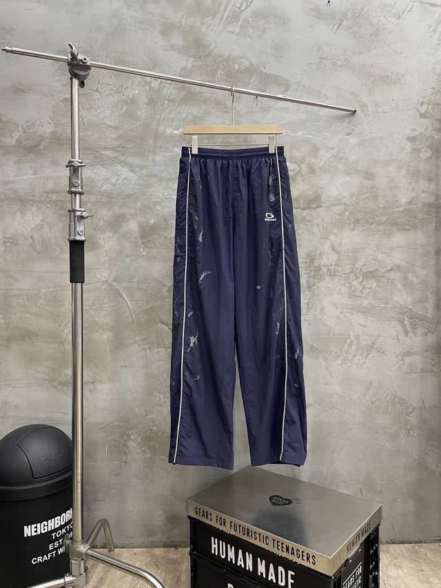 Style No. #S591 Balenciaga 25Ss Graffiti Spray Paint Navy Blue Half-Circle Embro