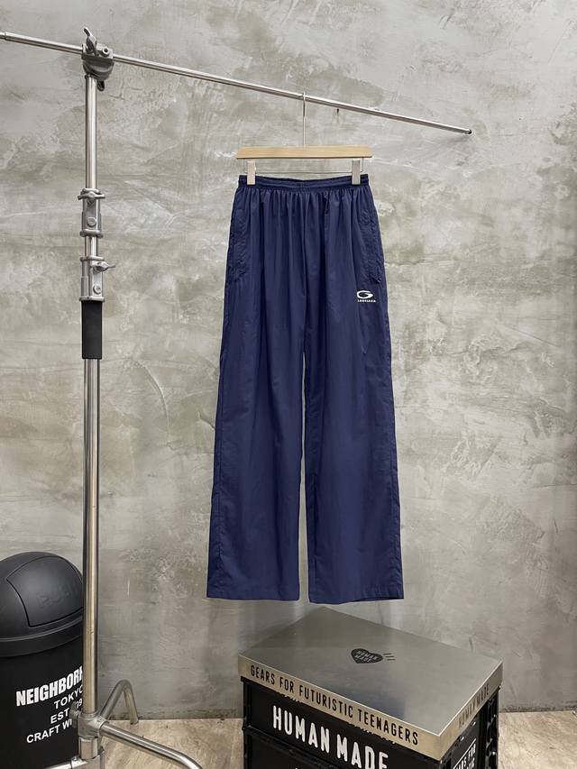 Style No. #S579 Balenciaga Blcg 25Ss Navy Blue Half-Ring Embroidered Reflective