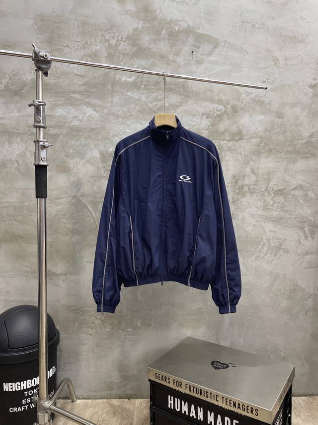 Style No. #S578 Balenciaga Blcg 25Ss Navy Blue Semi-Circle Embroidered Reflecti