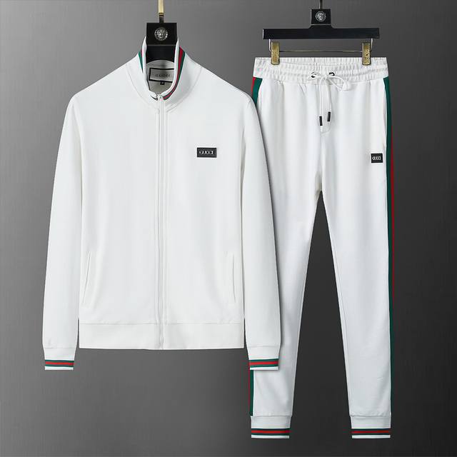 Style No.: 7679# Autumn/Winter New Tracksuit, same as the official website, 360