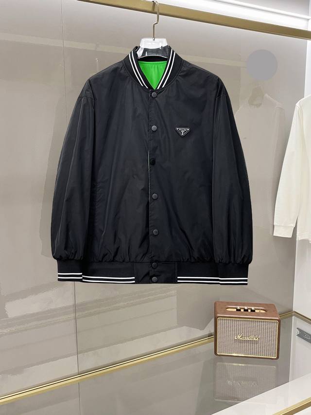Prada Reversible Jacket, 2025 Fall New Arrival. A runway piece in perfect condi