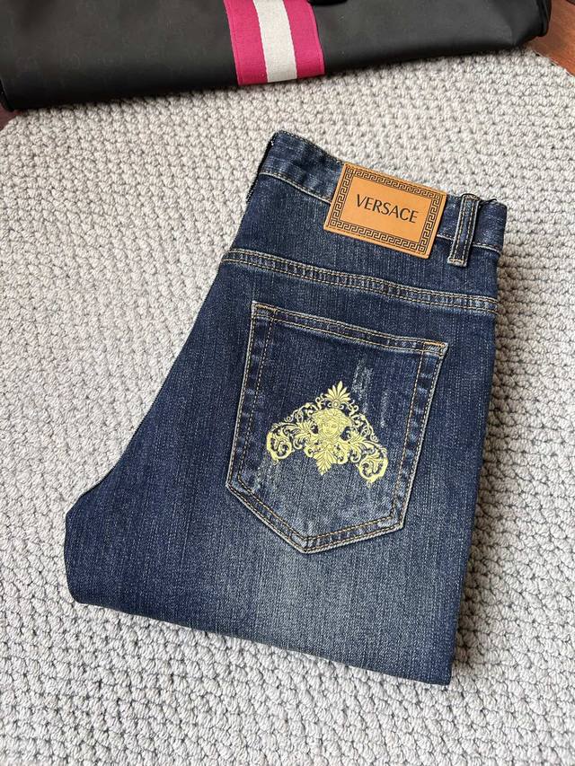 Fans' 2025 Autumn/Winter New Arrivals Available Now on Official Website. 2025 Au