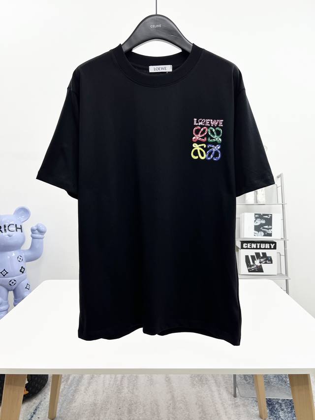 Loewe, all tags included. Newest 2025 Summer style short-sleeved T-shirt, availa
