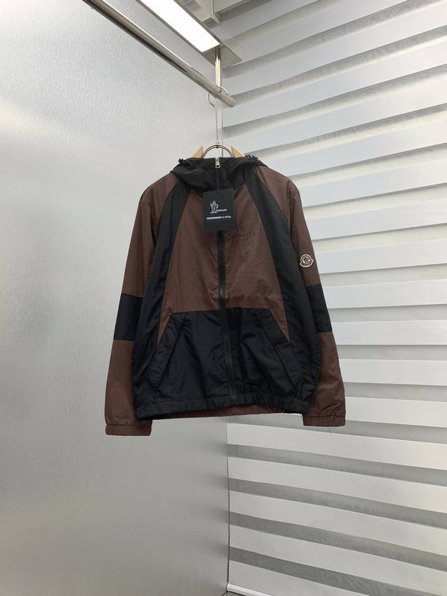 Mon Same style as the official 2025Ss website, complete with all three tags, ear