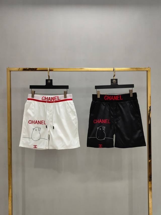 Cha Chanel Spring/Summer 2020 New Arrival: Mouse Logo Print Casual Shorts - Deta
