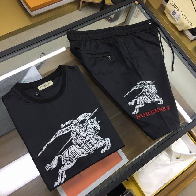 Burberry Ss Summer Suit Collection, new arrival from the boutique. Original cus