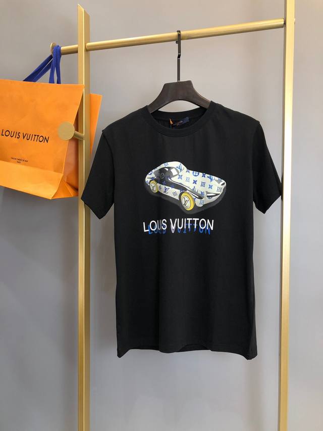 LV Ss runway new short-sleeved T-shirt, in perfect condition, trade order item.