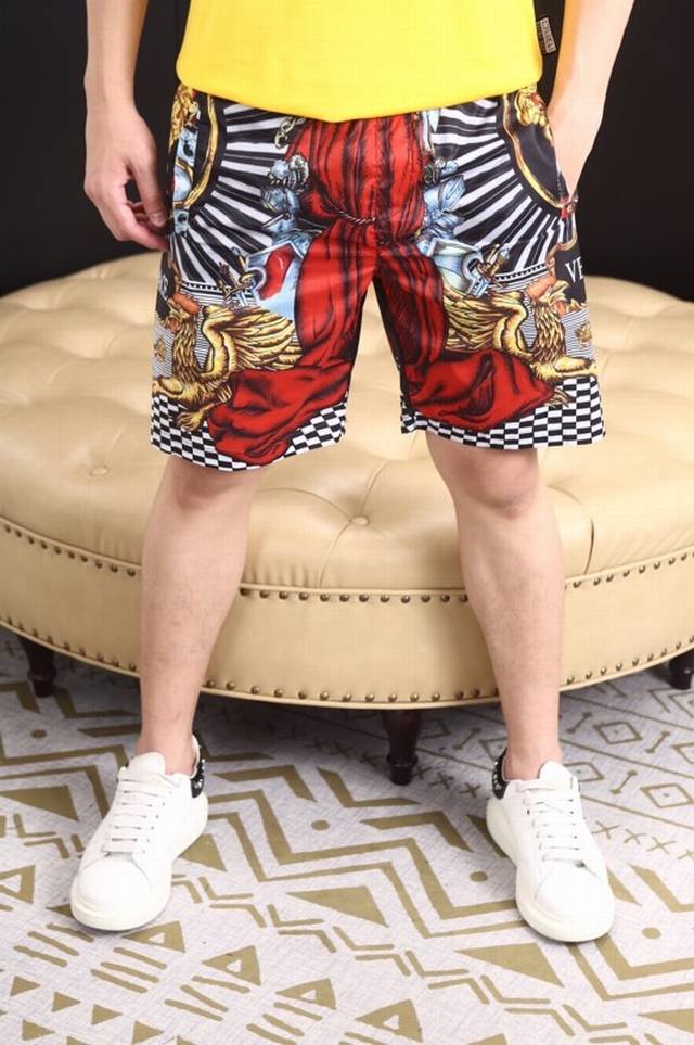 Fans*2680 Spring/Summer Casual Men's Shorts. A high-end ready-to-wear piece with