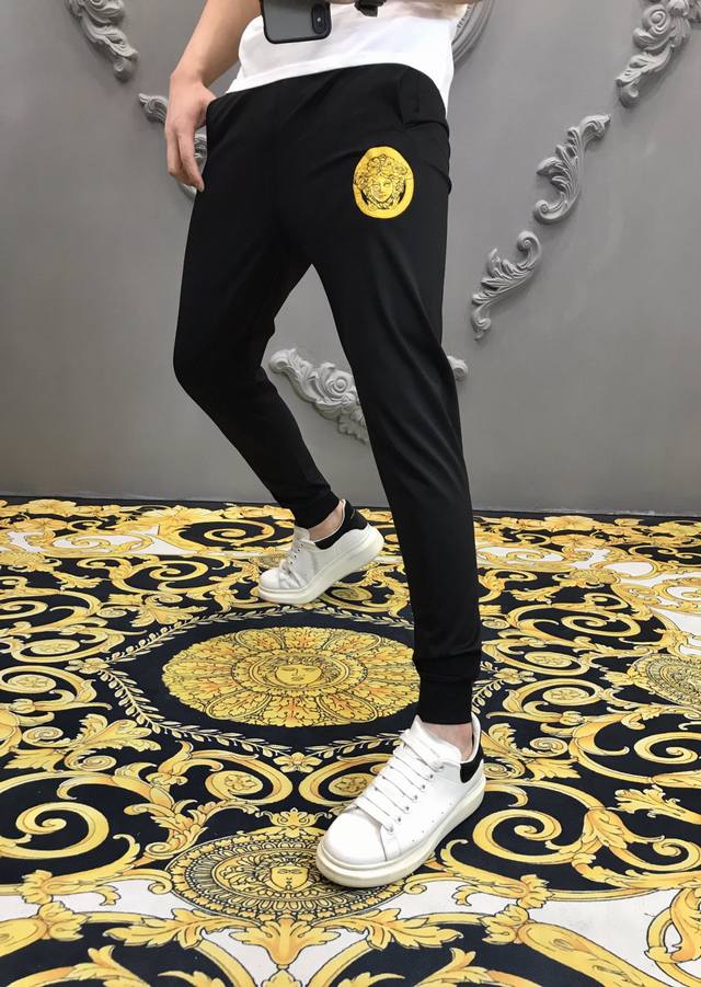Versa*Ce Zl003 Versa 20Ss Summer Bestselling Casual Pants. Features embroidered