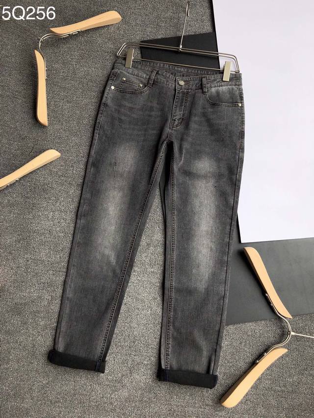 Gucci Original Super Item, First Wave of New Arrivals - Jeans. Factory direct,