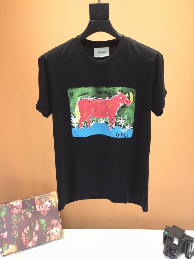 Gucci, Spring/Summer 2023 New Arrival, available in boutiques, original factory