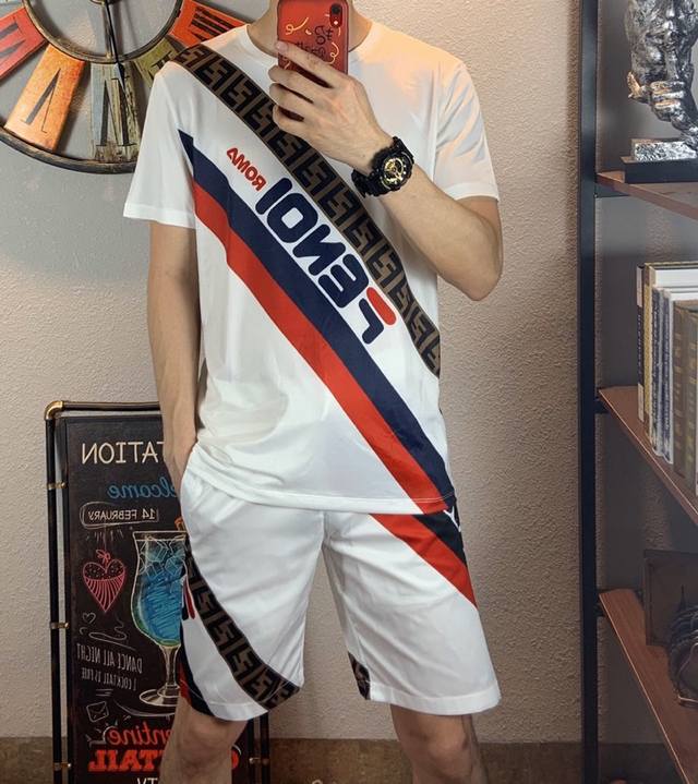 Fendi. High-quality set, Spring/Summer boutique release, perfect replica! Welcom