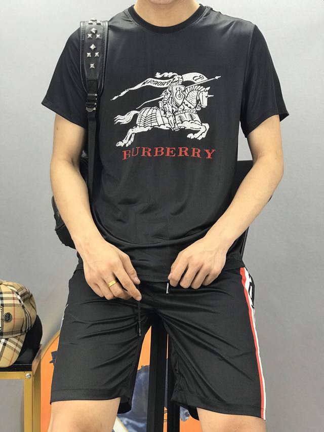 New Burberry Set, Men's Shorts Set 2680! Available simultaneously on the offici