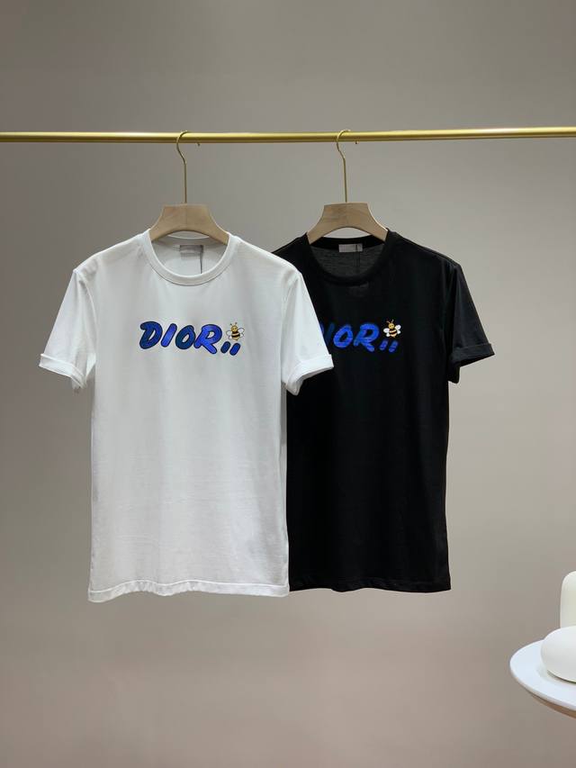 Special Price Dior Bee Collection, a style sold in overseas boutiques this year,