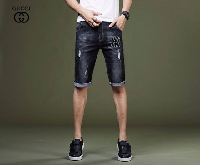 Store's Top Pick! Hot Selling Item! Gucci's Latest Style, Same as the One in De