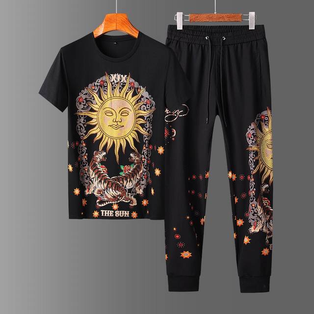 New Arrival, Official Website Available Men's Casual Suit. Premium custom-made