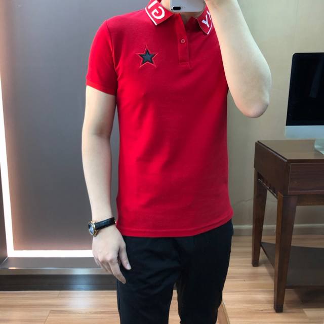 Givenchy. Newest men's short-sleeved collared polo shirt for Spring/Summer. A su