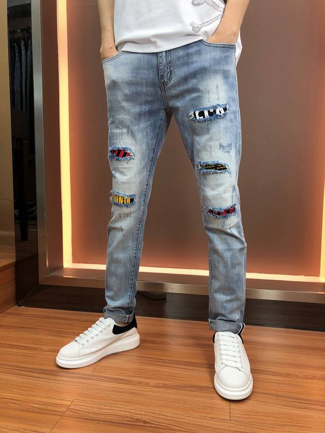Gucci. Latest Spring/Summer stretch denim jeans from the official website. Autum