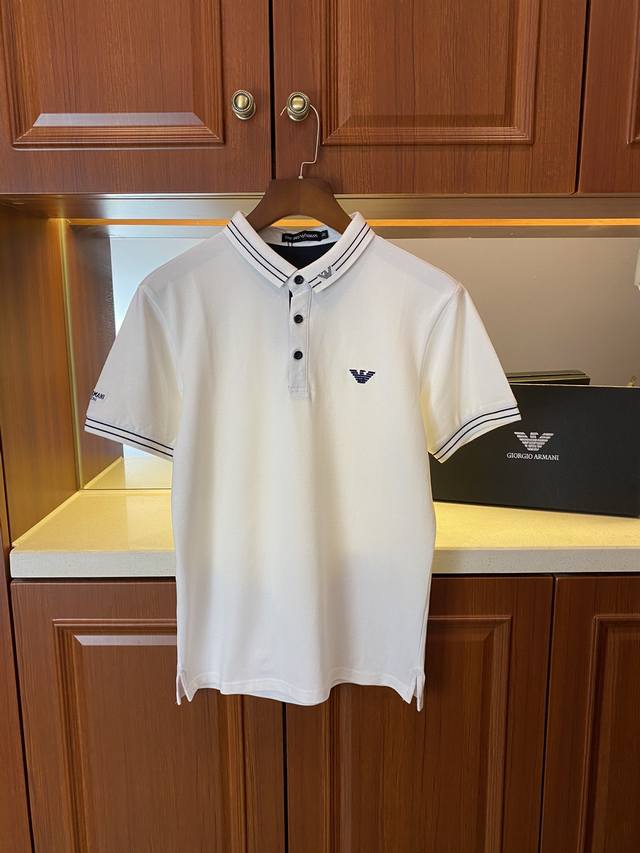 Armani 20SS Spring/Summer New Arrival. Classic design with the latest logo embro